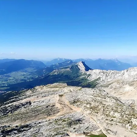 Vercors Valley Le Sequoia لانس-آن-فيركور